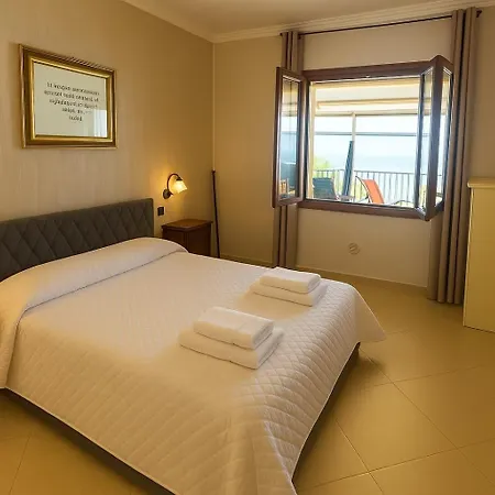 Tolomeo 빌라 비보 발렌티아 마리나